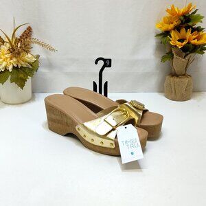 Time and Tru Gold Buckle Cork Wedge Platform Memory Foam Sandals Size 9 NWT